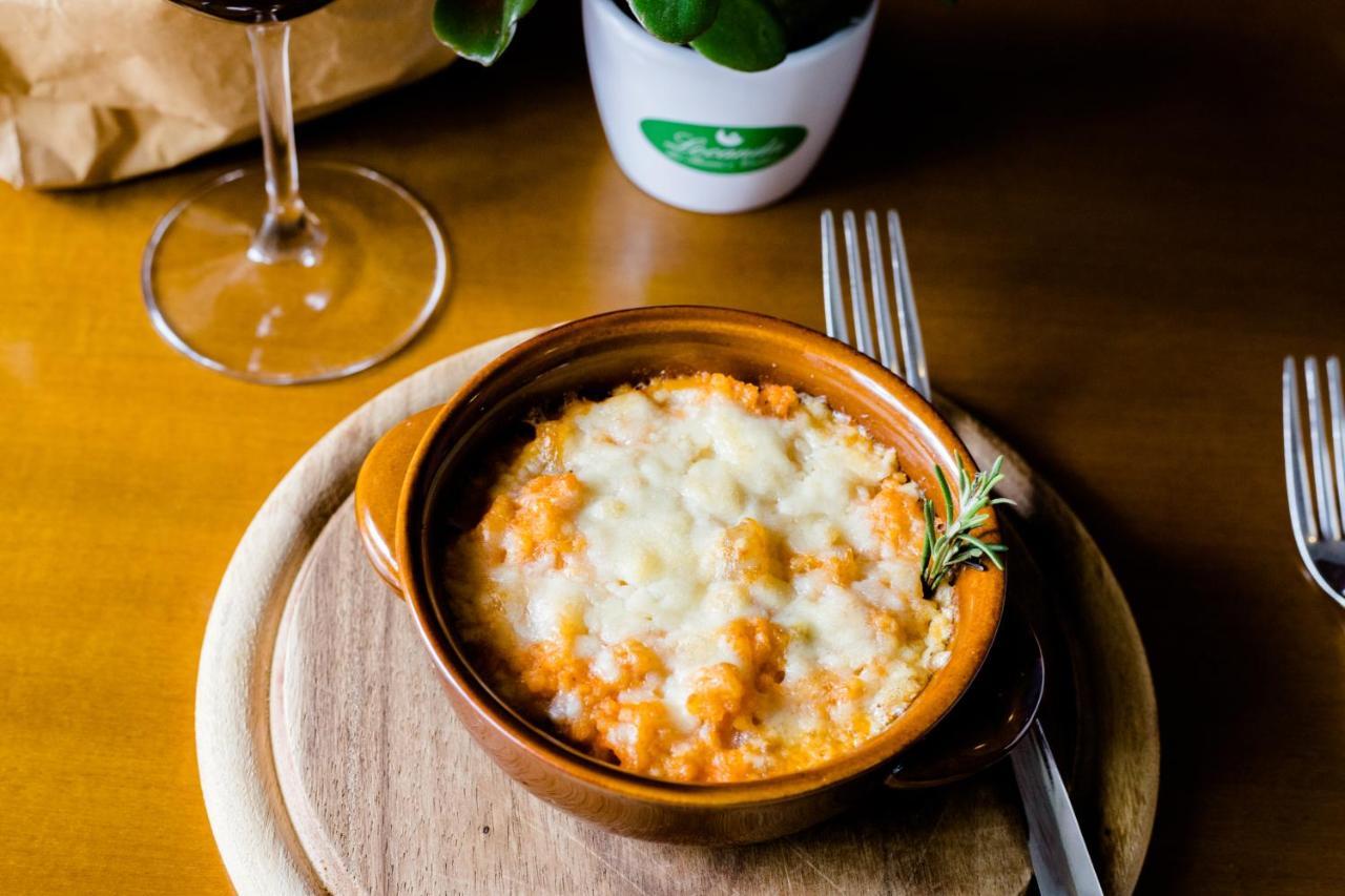 Locanda Dei Buoni E Cattivi 칼리아리 외부 사진