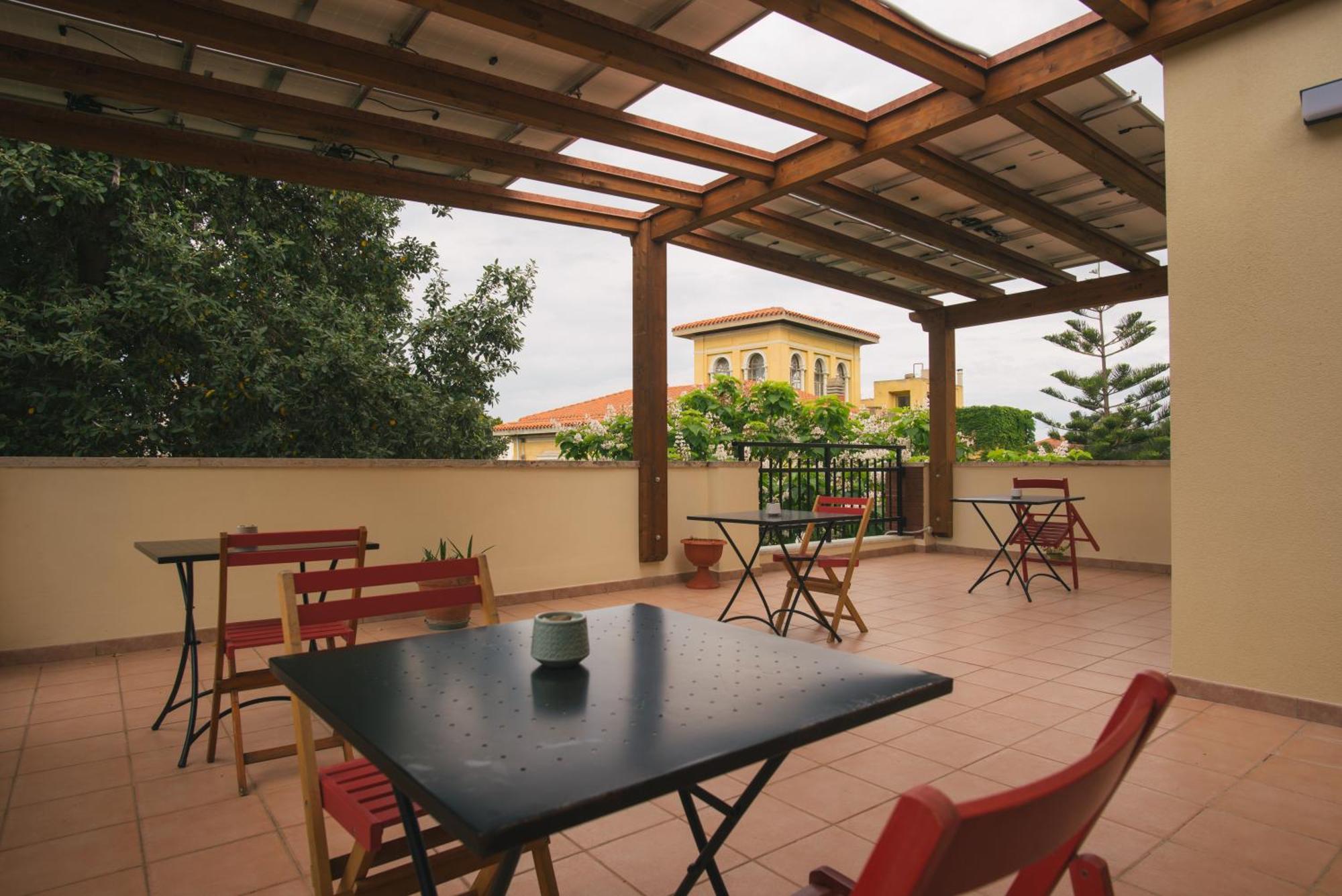Locanda Dei Buoni E Cattivi 칼리아리 외부 사진